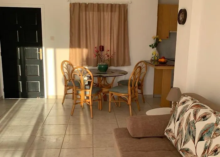 Sirena Kings * Paphos