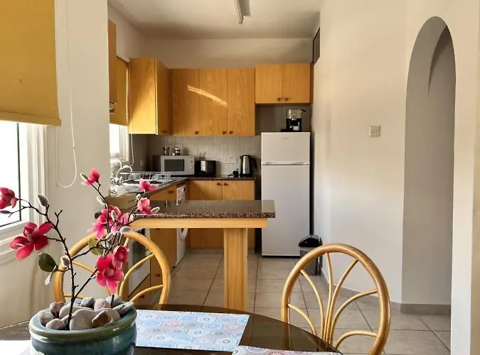 Sirena Kings Apartman Paphos